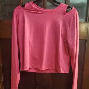 Cropped Peek-a-Boo Shoulder Sport Tee